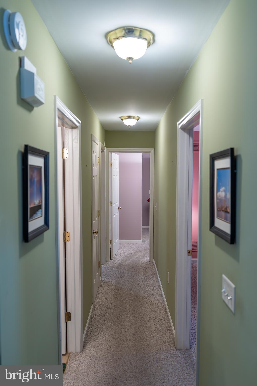 MOUNTAIN STREAM VILLAGE - Residential