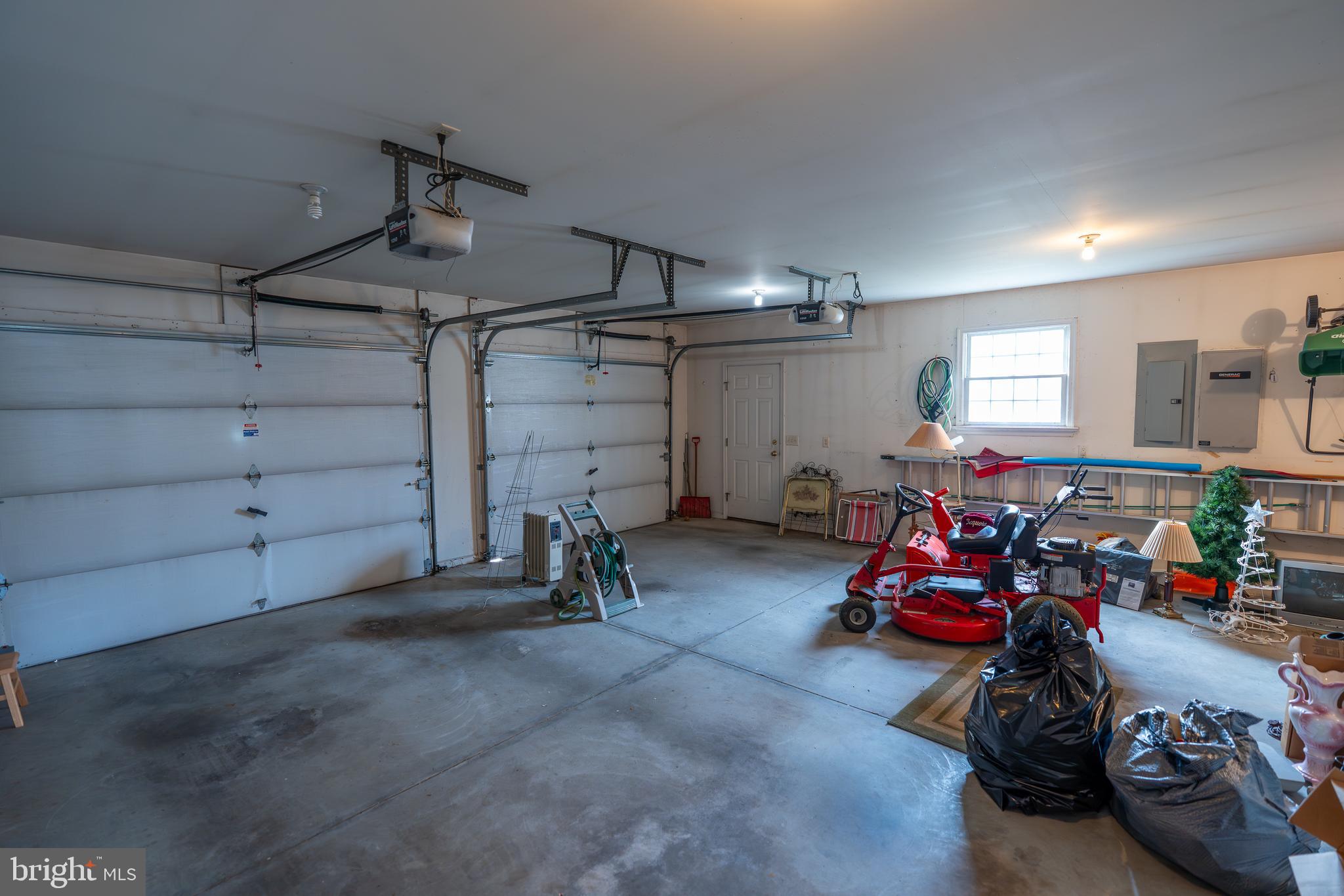 MOUNTAIN STREAM VILLAGE - Residential