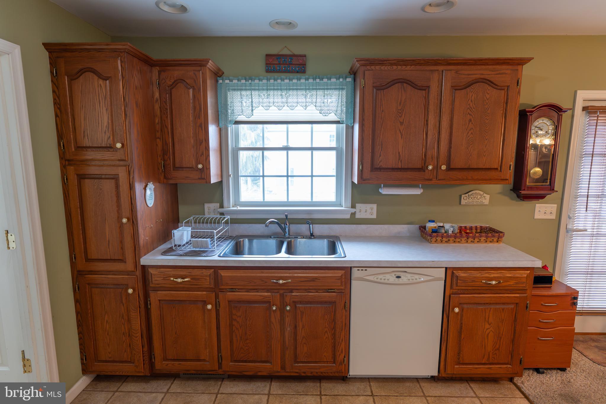 MOUNTAIN STREAM VILLAGE - Residential