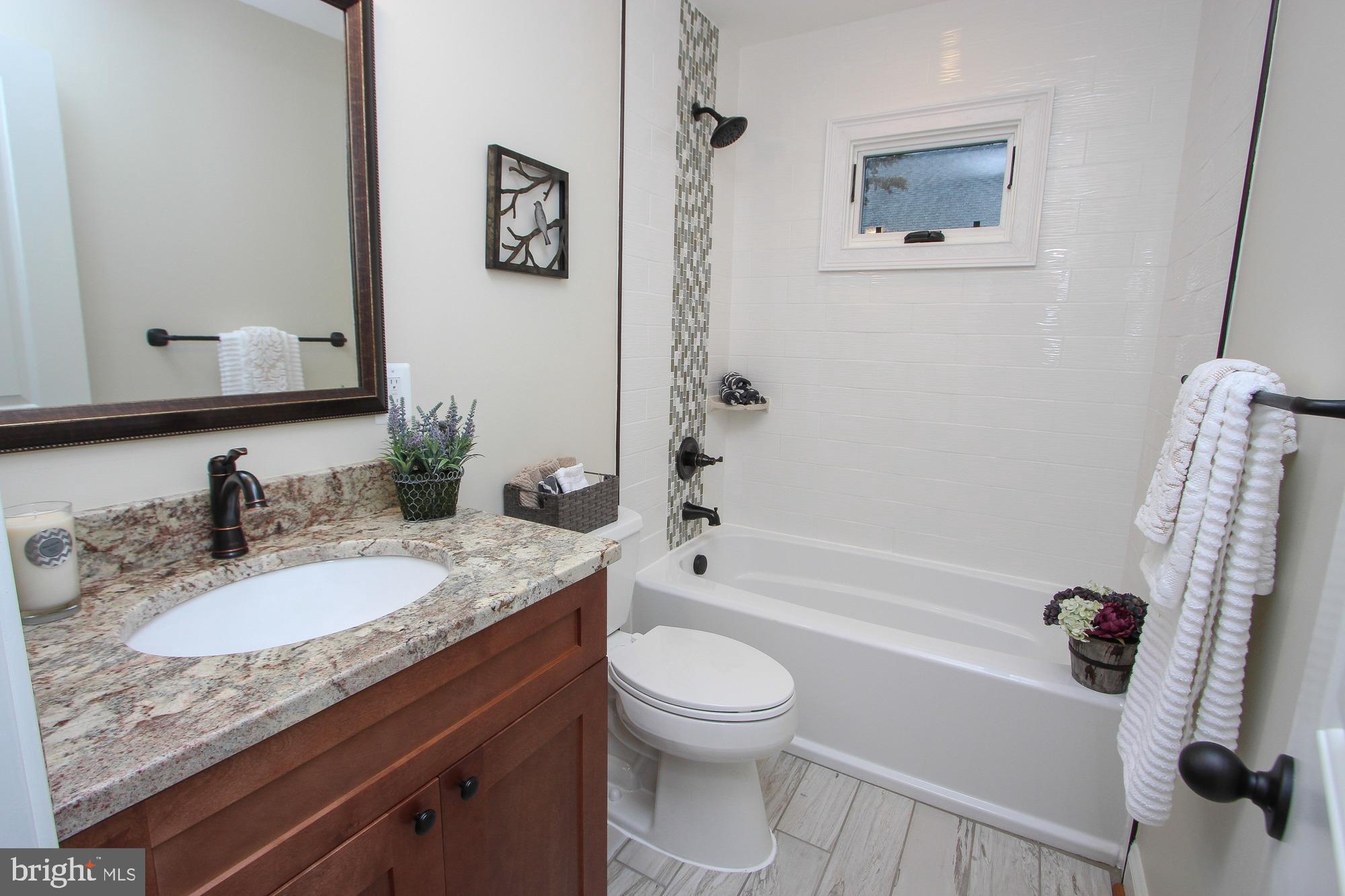 BROYHILL CREST - Residential