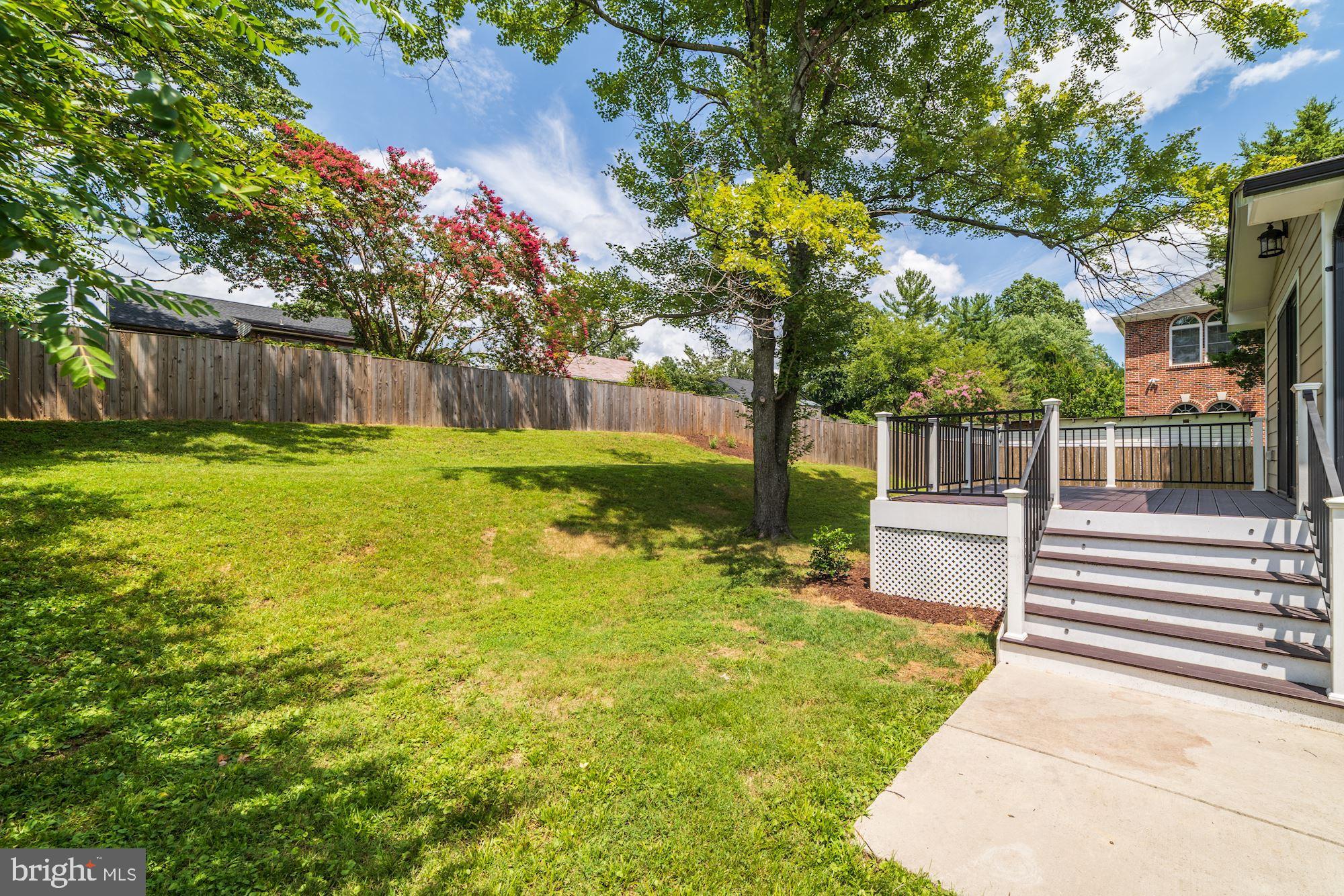 BROYHILL CREST - Residential