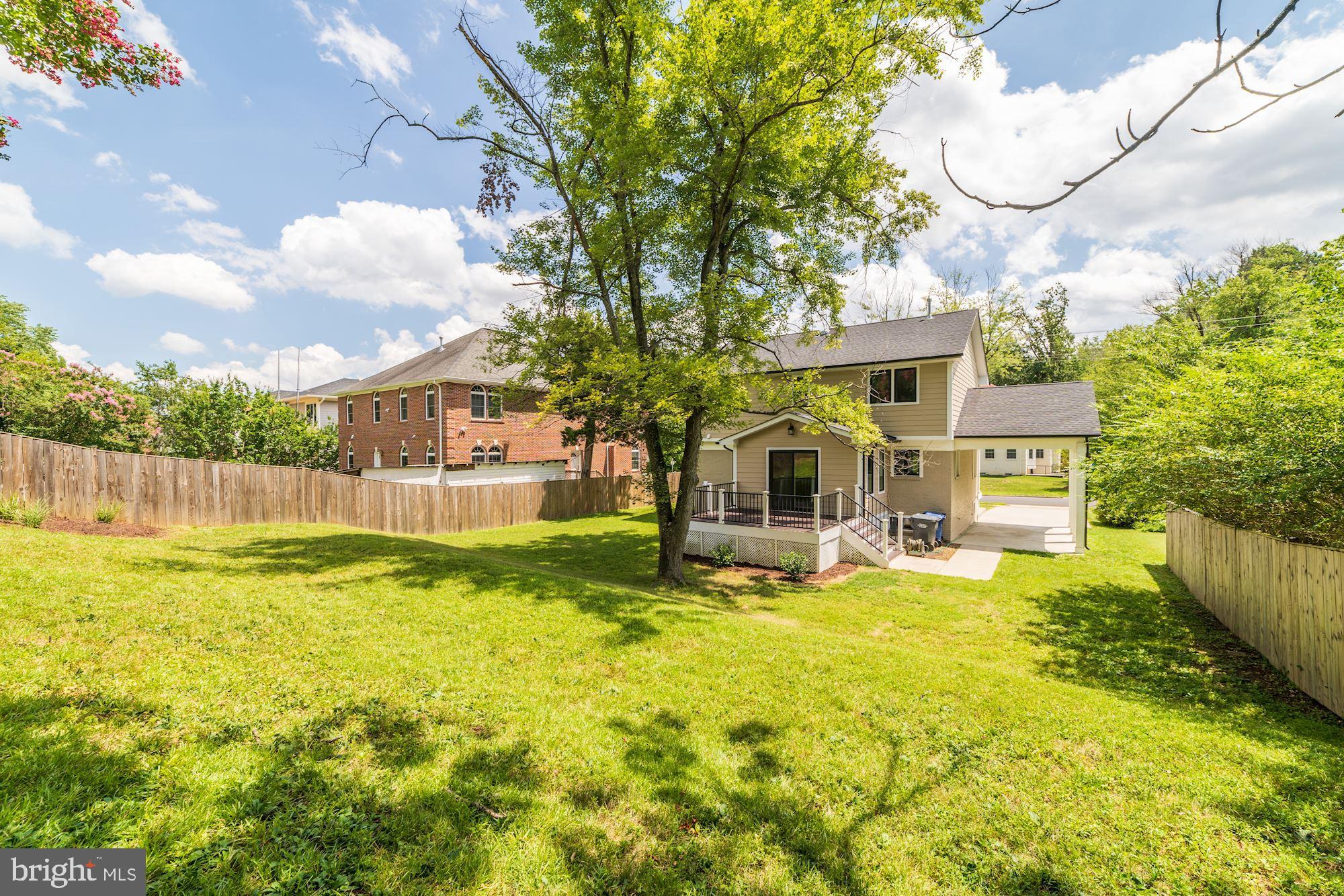 BROYHILL CREST - Residential