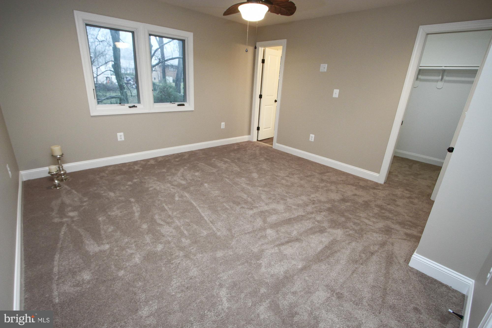 BROYHILL CREST - Residential