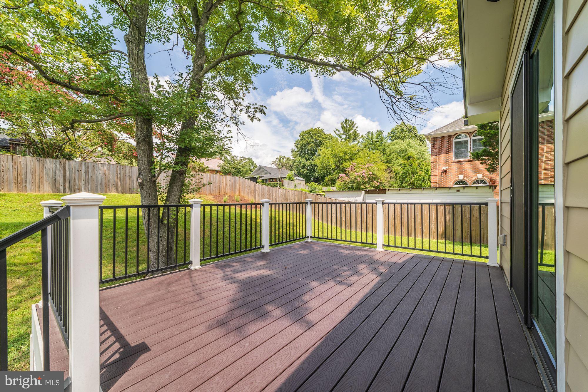 BROYHILL CREST - Residential