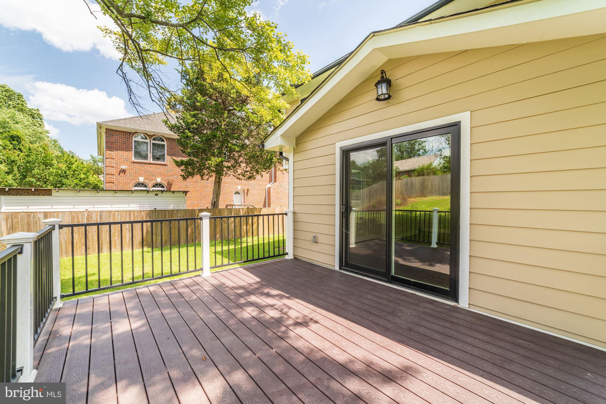 BROYHILL CREST - Residential