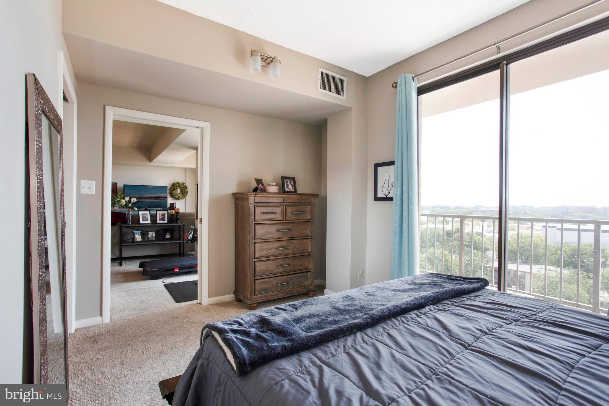 WESTLAKE PARK - Residential