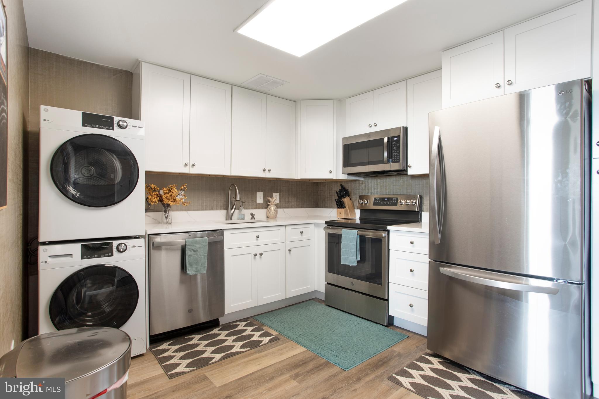 WESTLAKE PARK - Residential