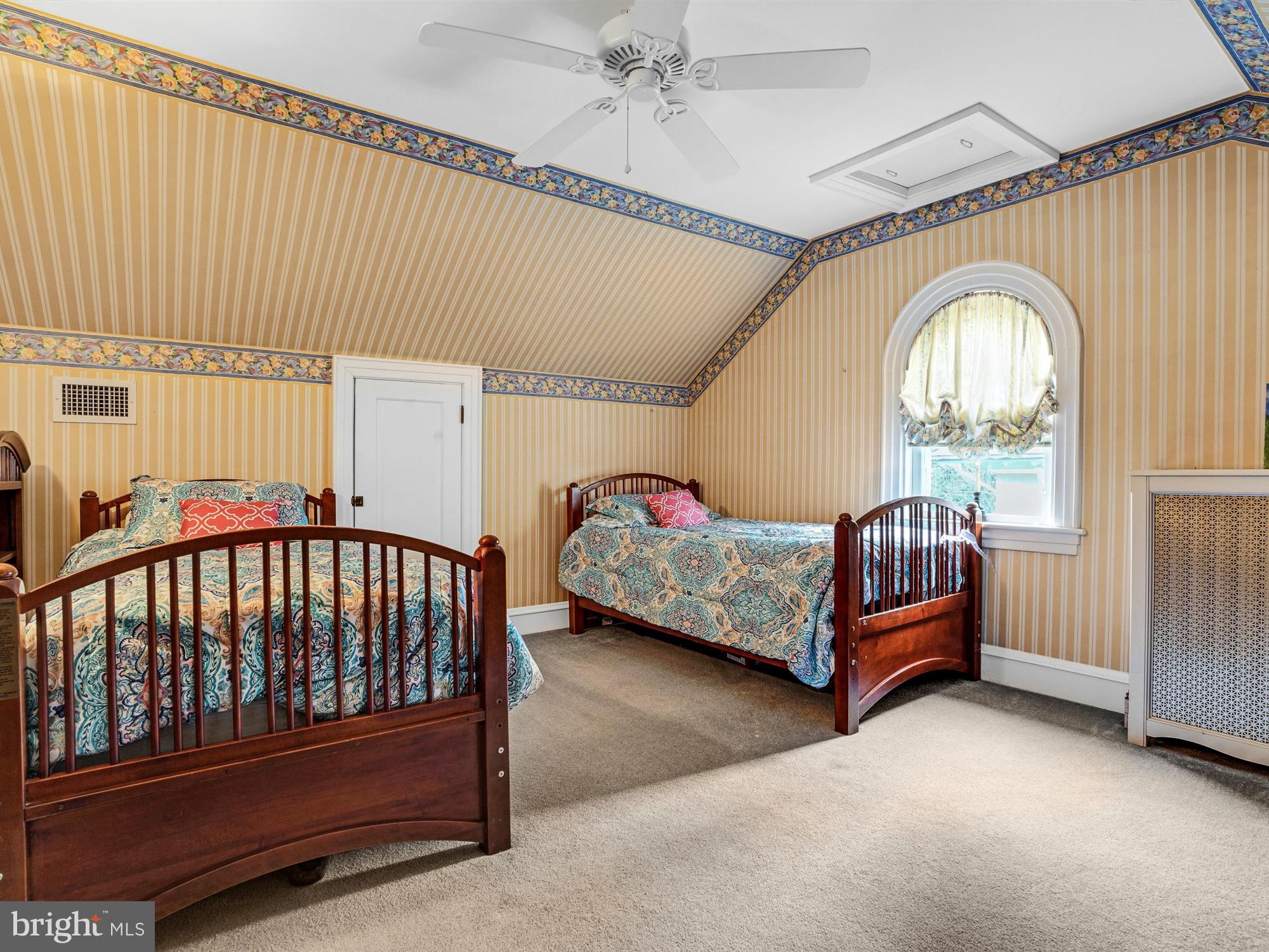 POTTSVILLE - Residential