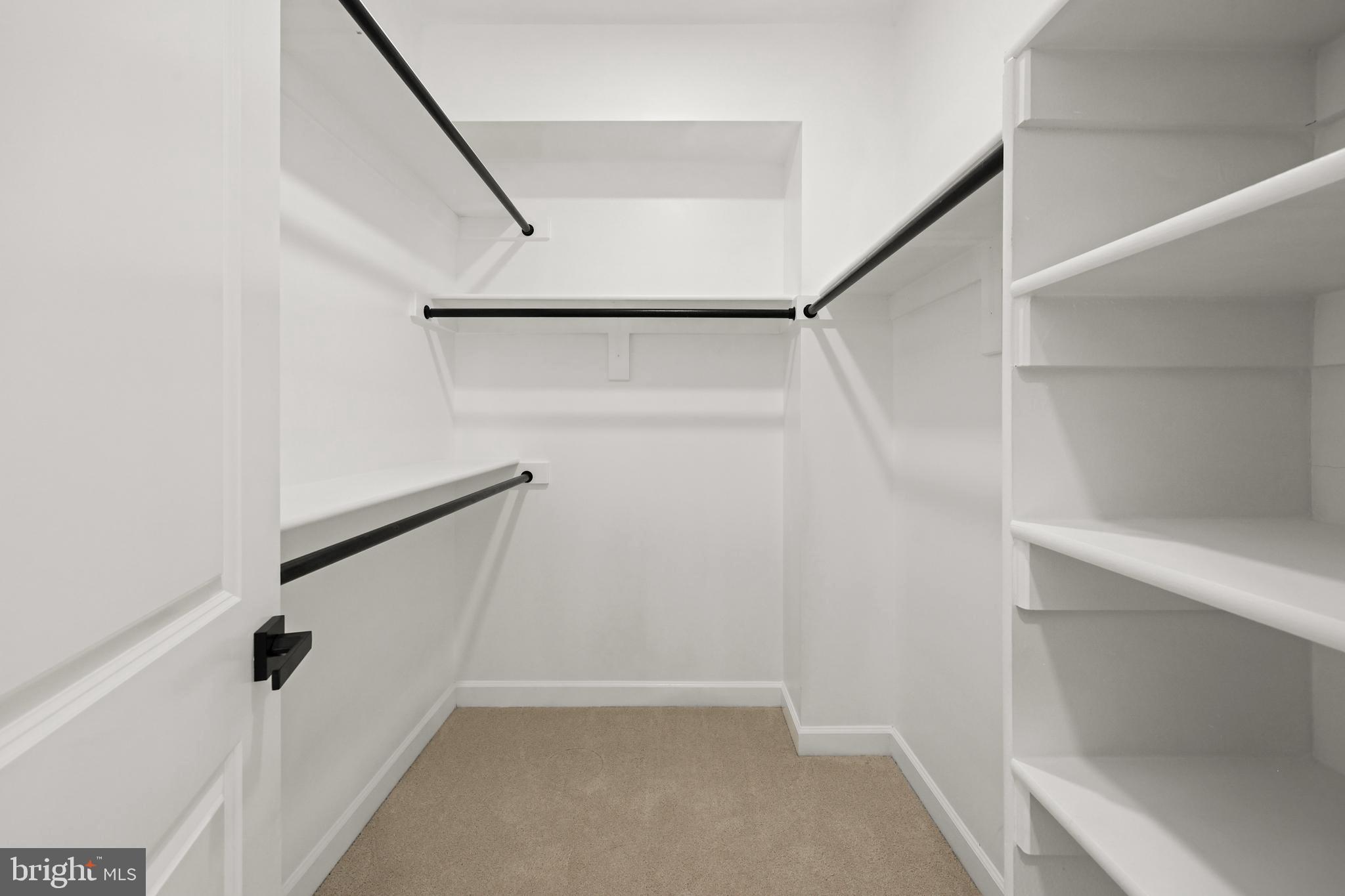 CHATHAM SQUARE - Residential