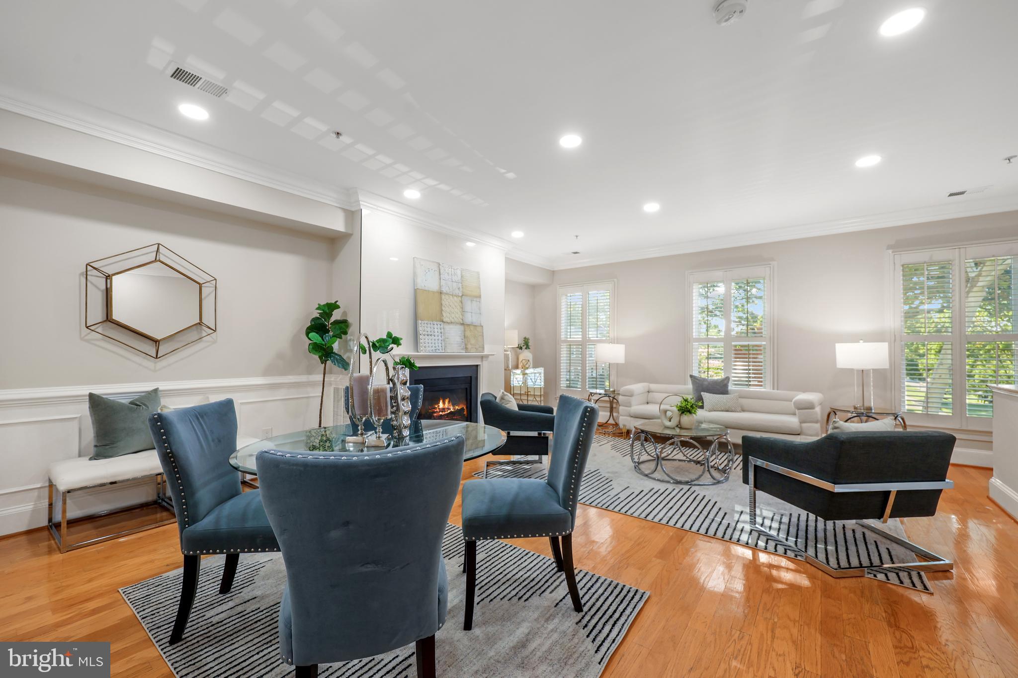 CHATHAM SQUARE - Residential