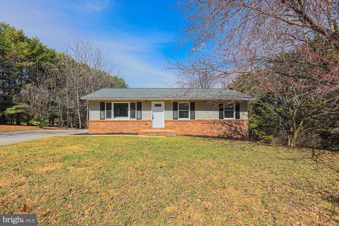 704 YORKMINSTER LANE WESTMINSTER MD 21158