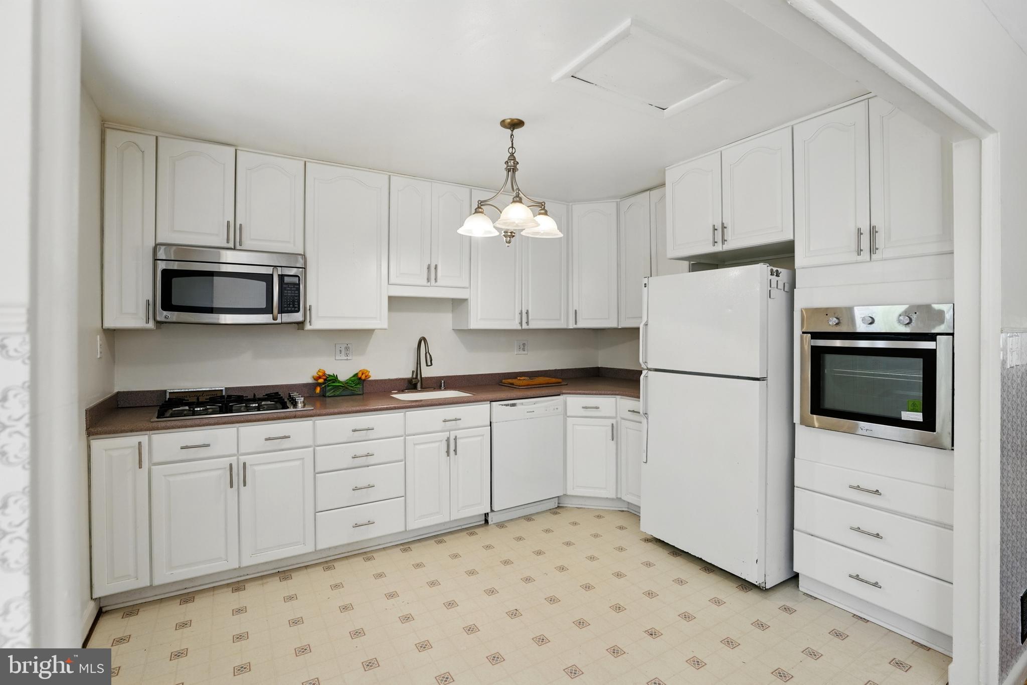 STONEYBROOK ESTATES - Residential