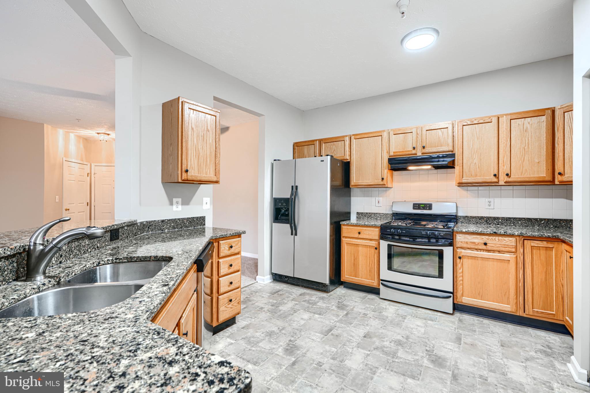 DEVONSHIRE AT WHITEMARSH - Residential