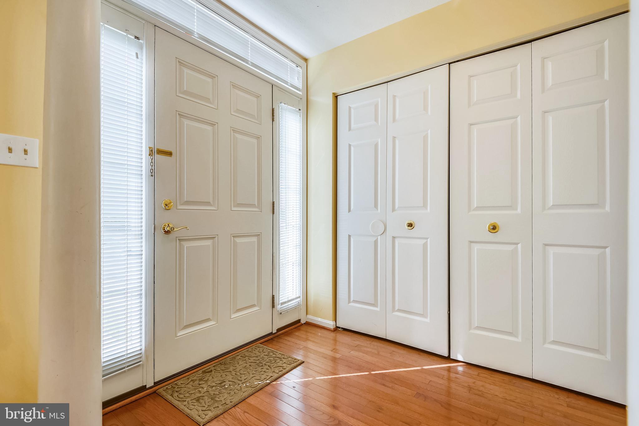 COLLEGE - Residential