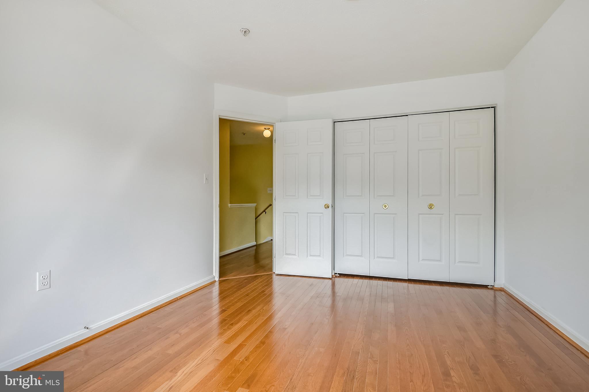 COLLEGE - Residential