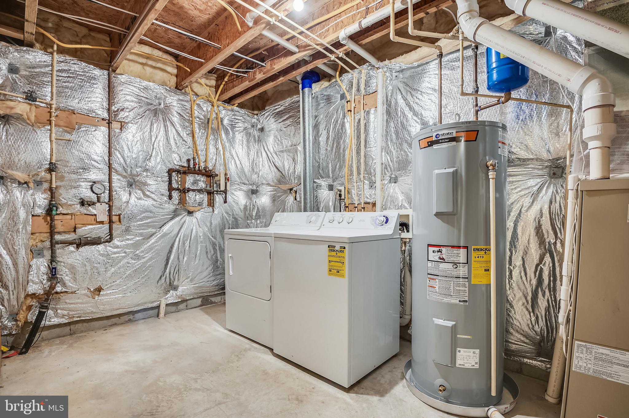 COLLEGE - Residential