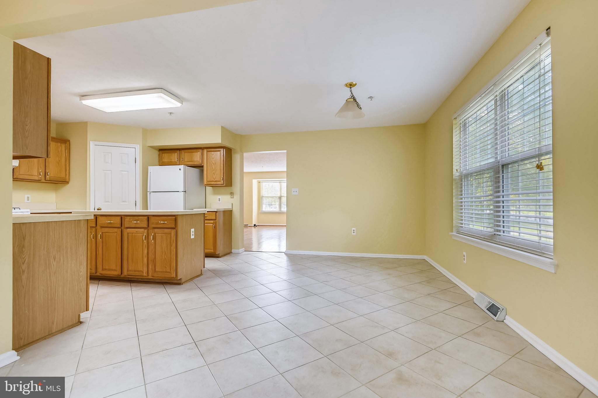 COLLEGE - Residential