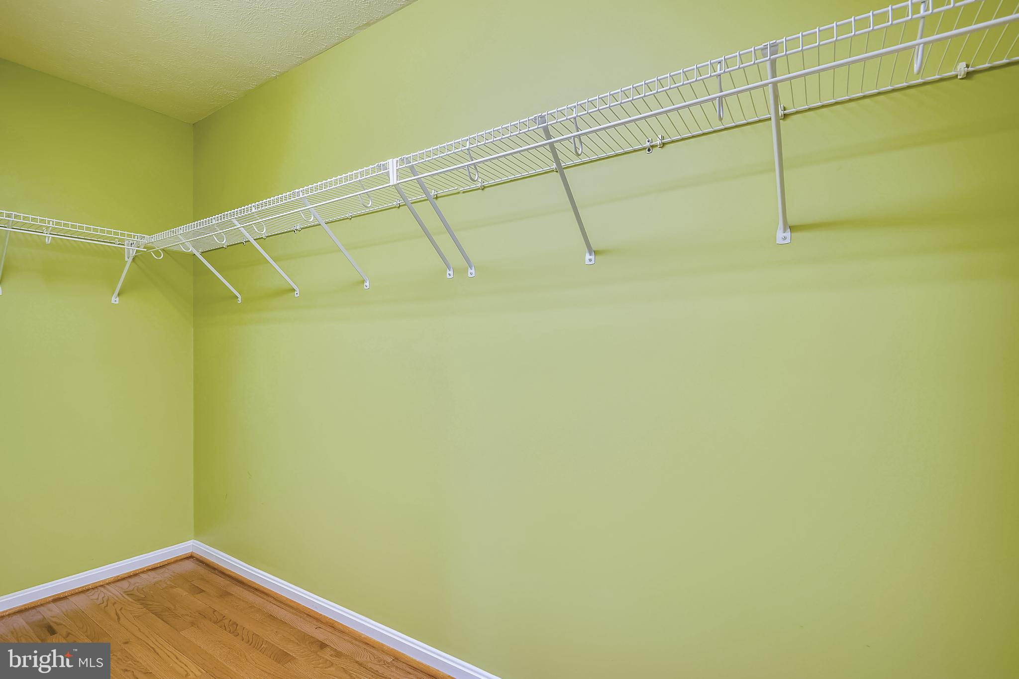 COLLEGE - Residential