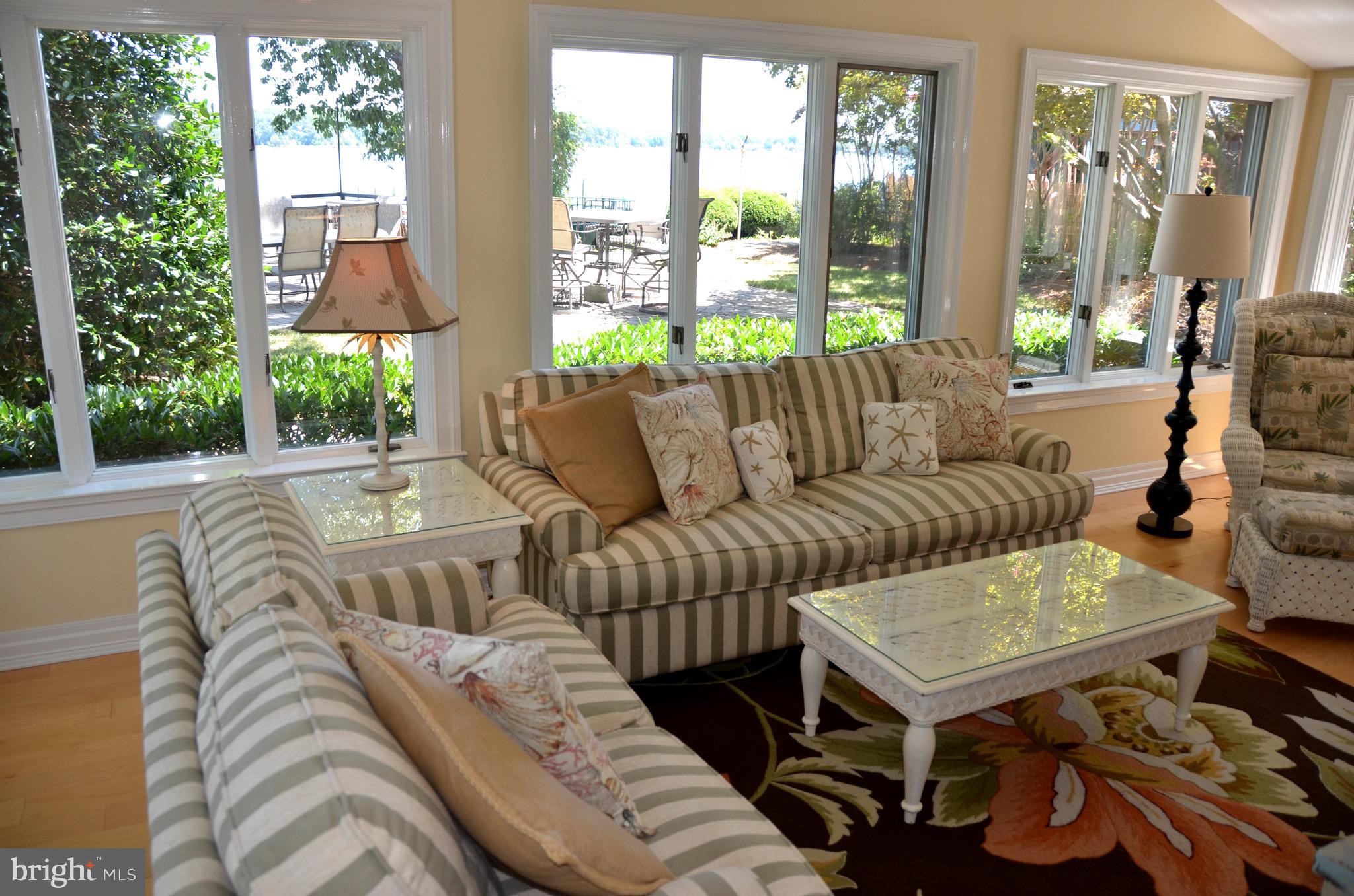 LOCH HAVEN - Residential