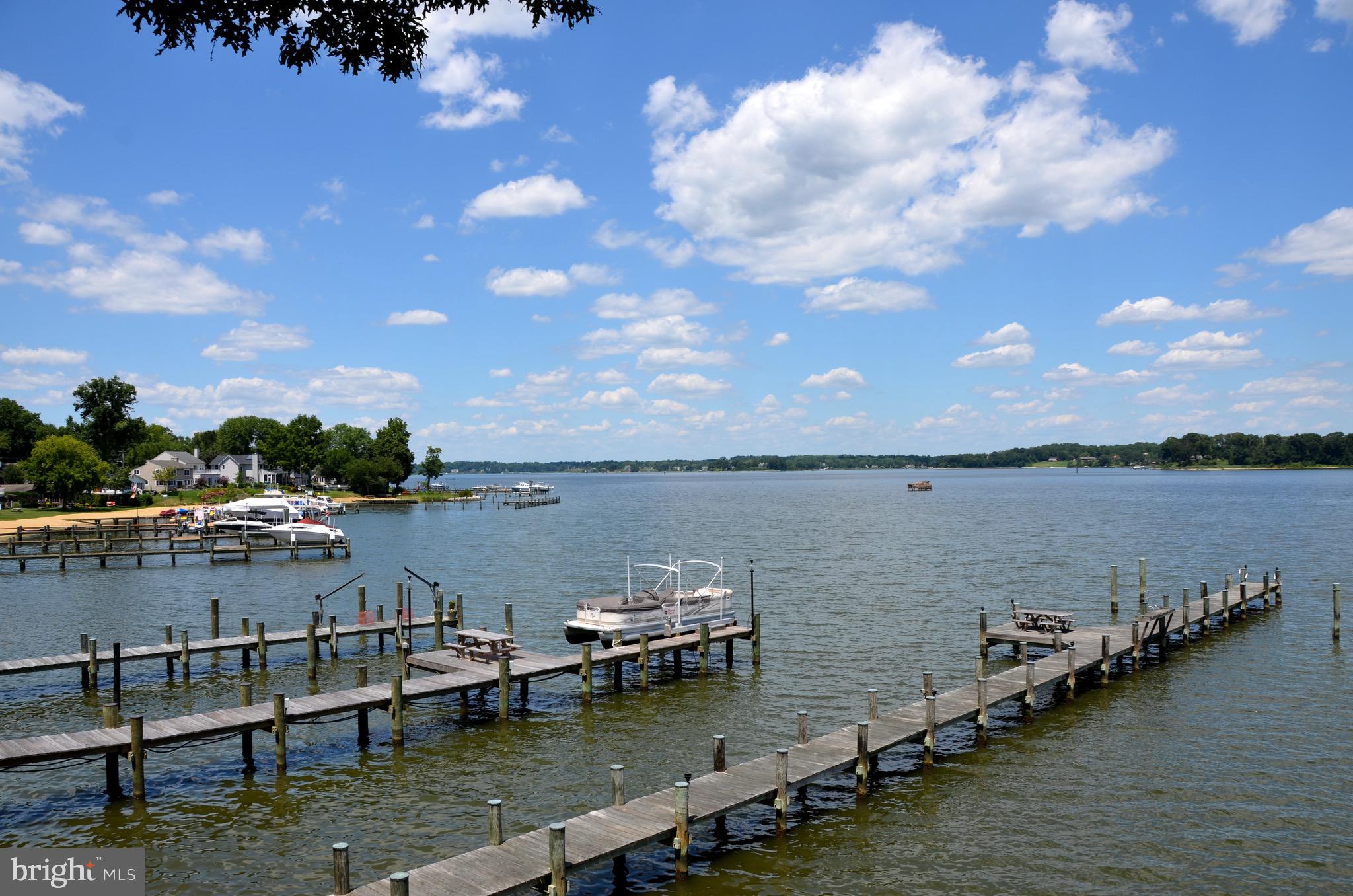 LOCH HAVEN - Residential