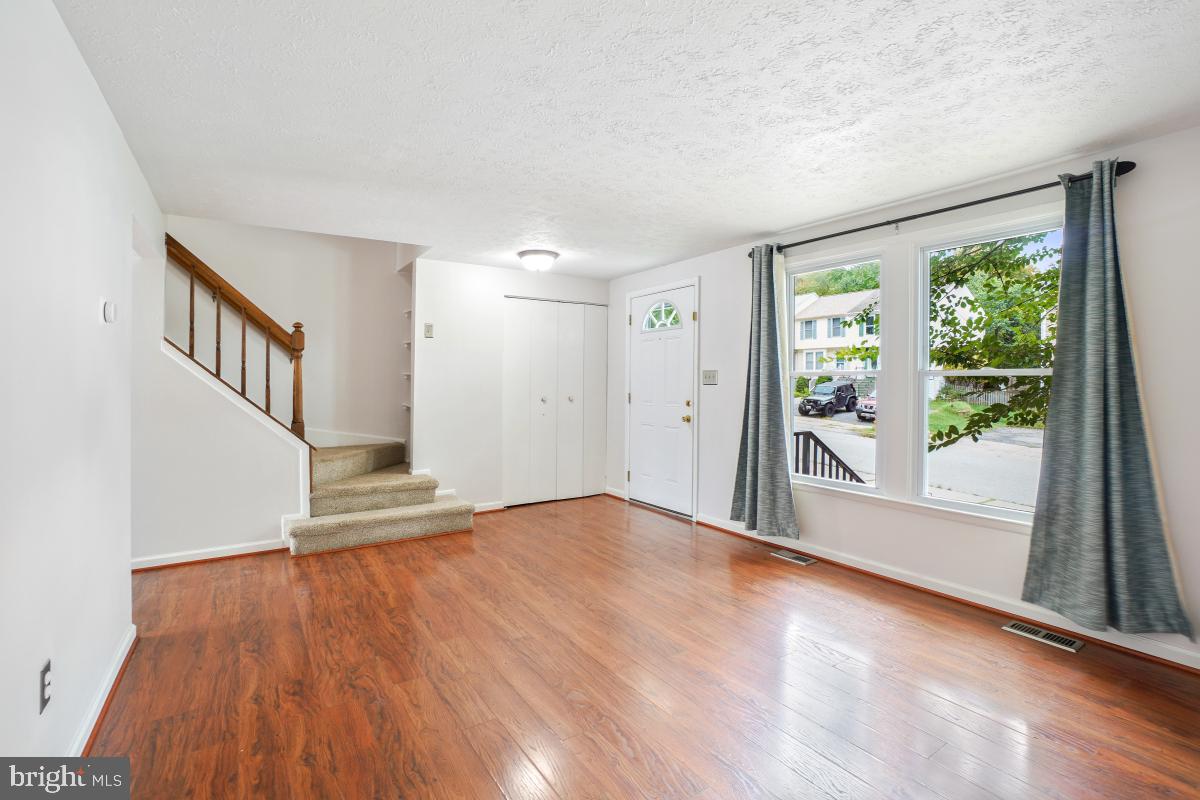 7861 MARIOAK DRIVE