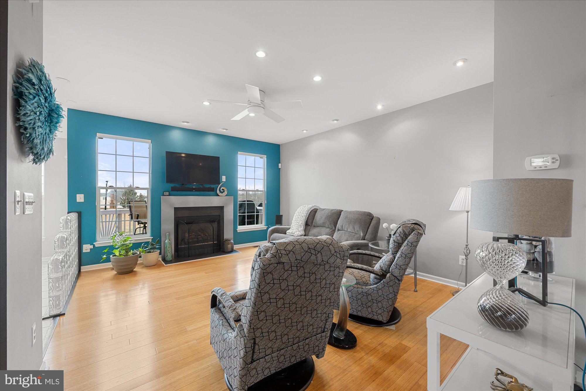 BELMONT COUNTRY CLUB - Residential