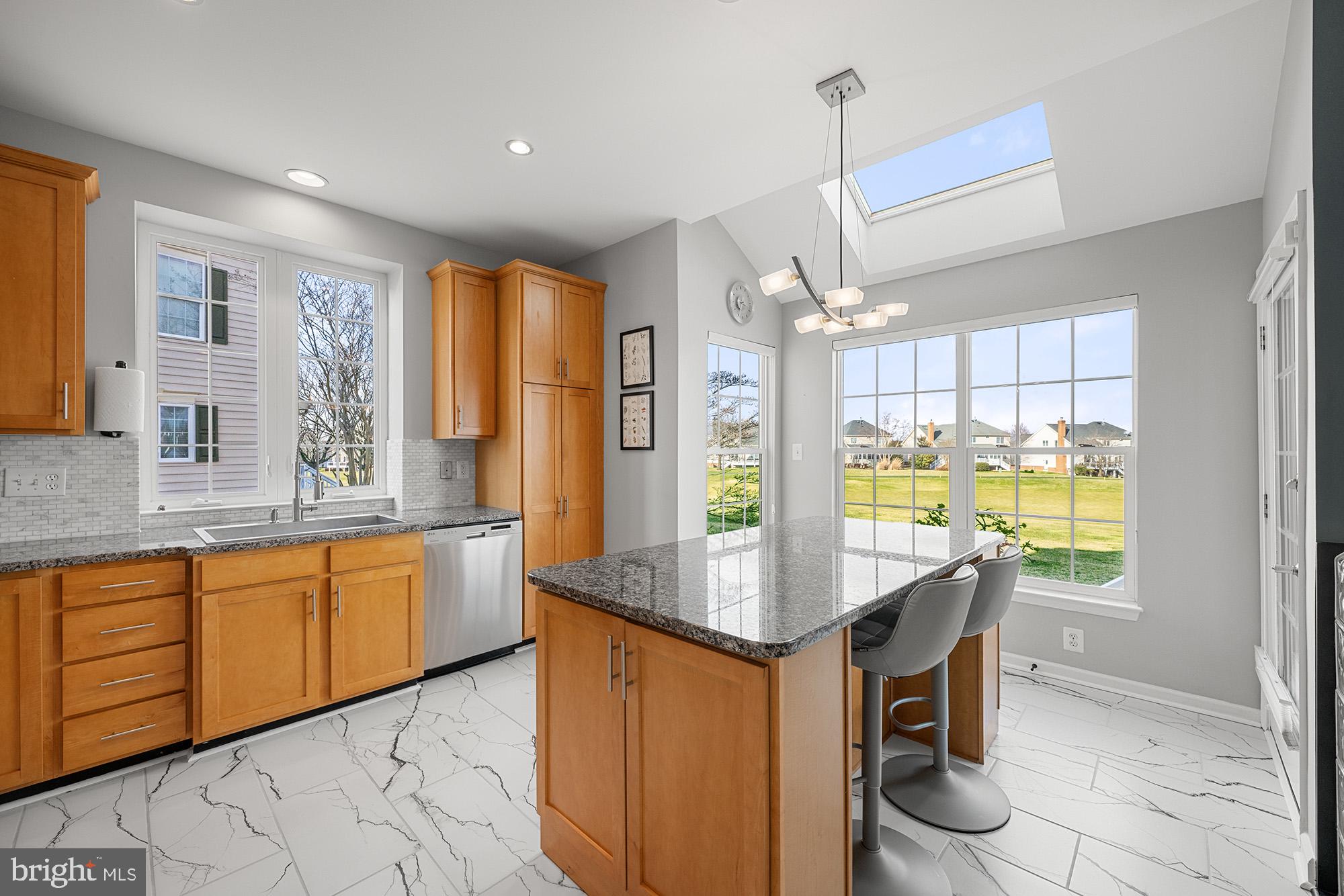 BELMONT COUNTRY CLUB - Residential