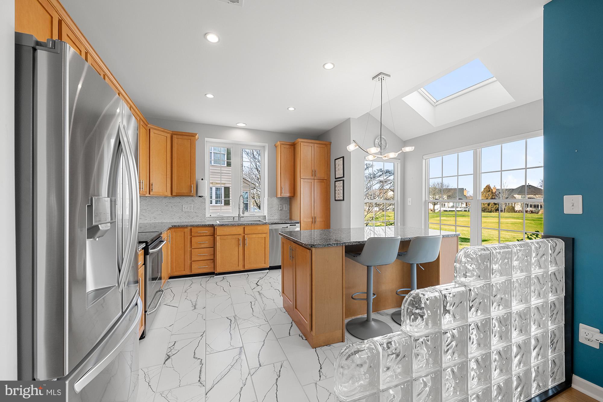 BELMONT COUNTRY CLUB - Residential