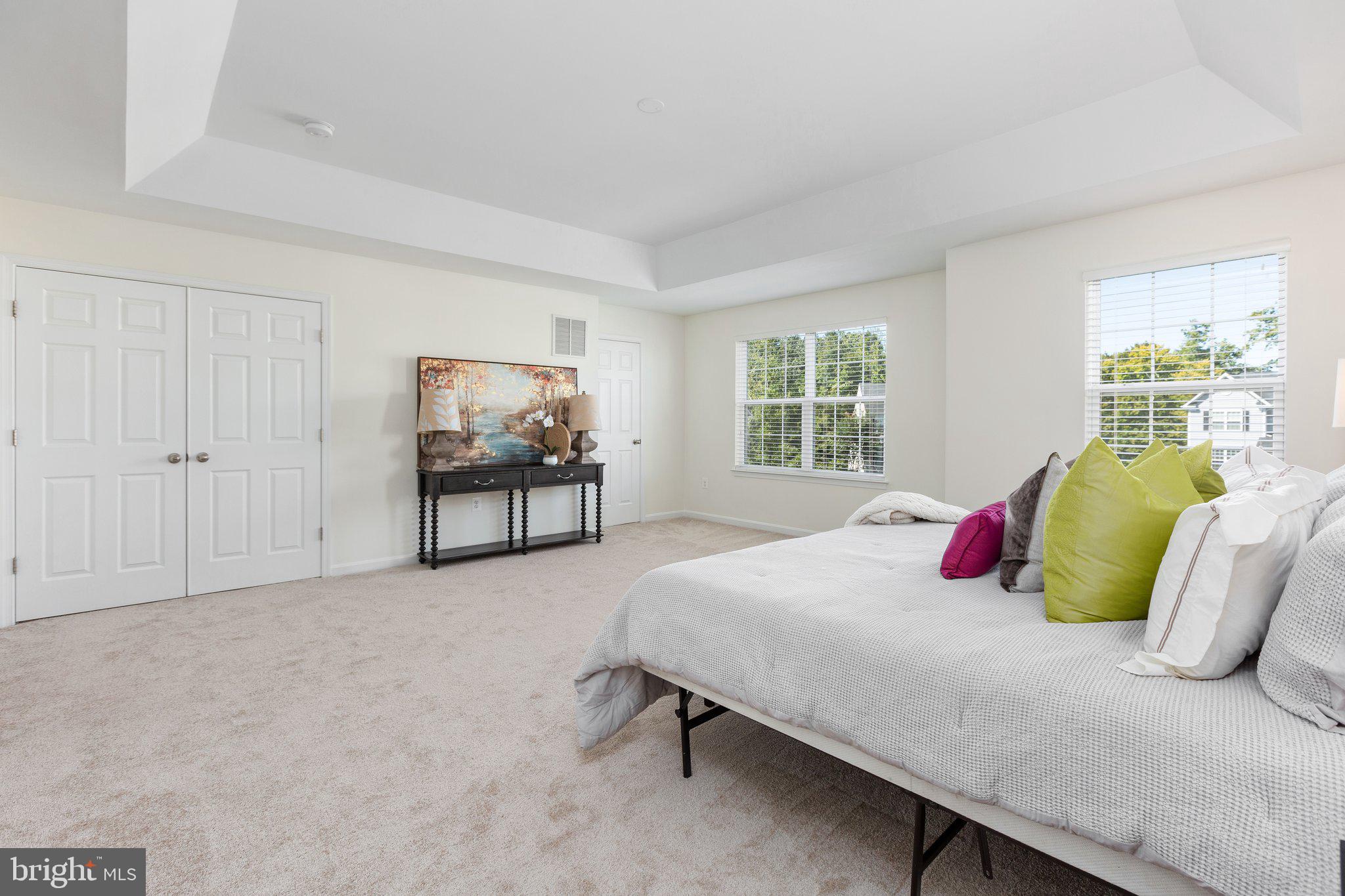 EAGLES POINTE - Residential