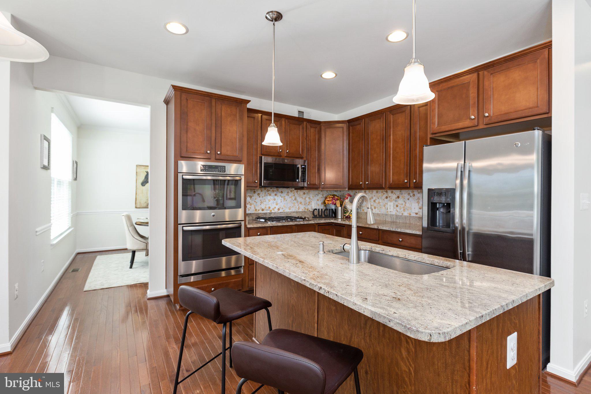 EAGLES POINTE - Residential