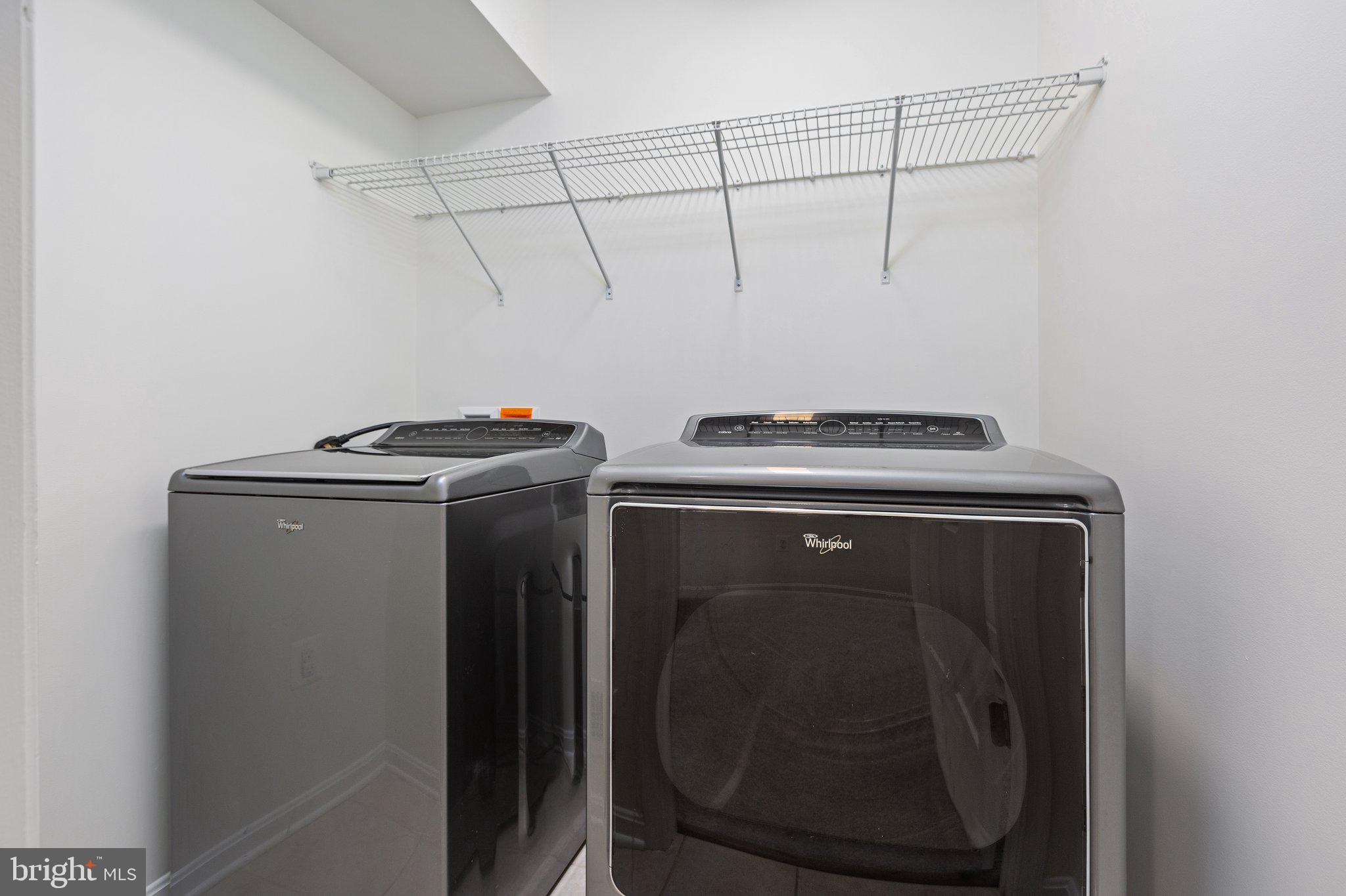 EAGLES POINTE - Residential