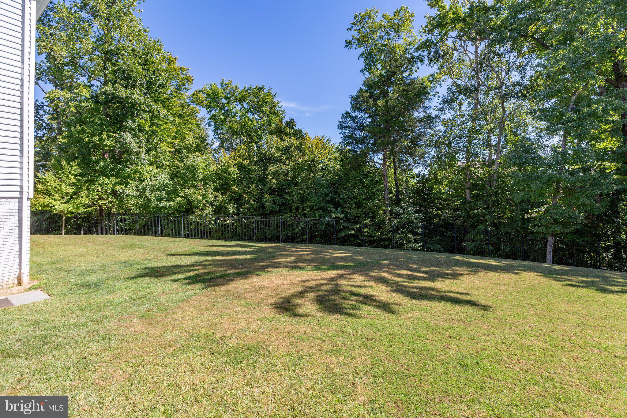 EAGLES POINTE - Residential