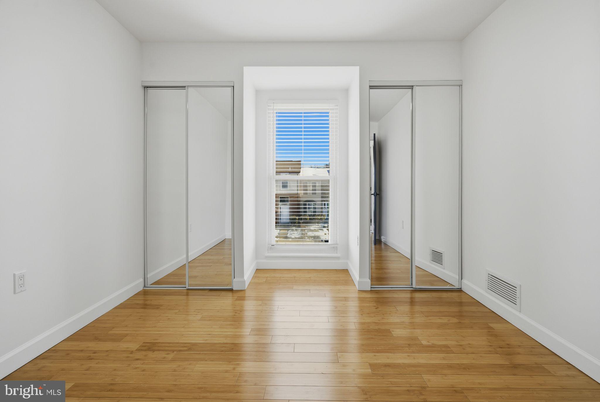 MILL CRK TOWNE EAST - Residential