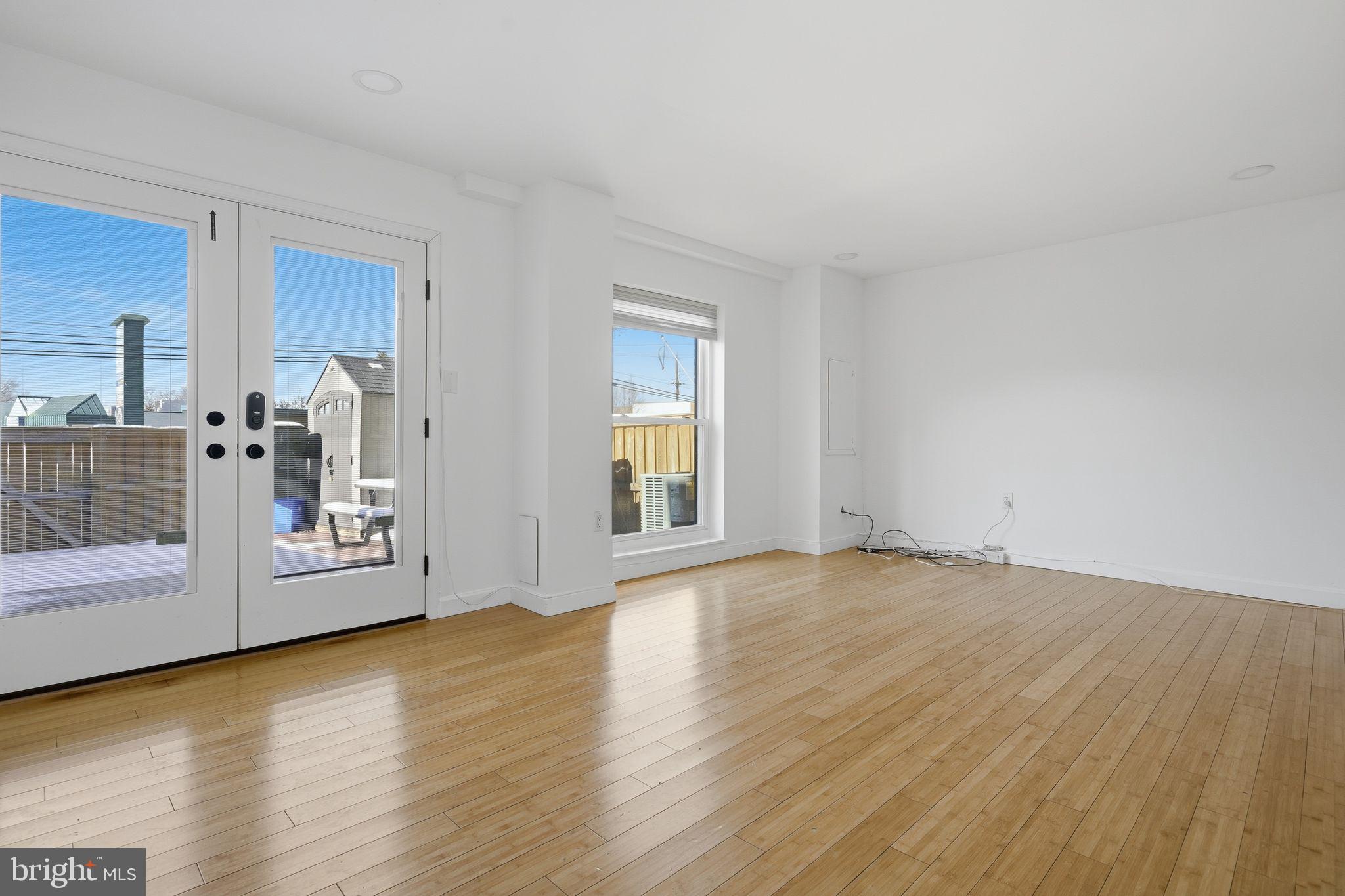 MILL CRK TOWNE EAST - Residential