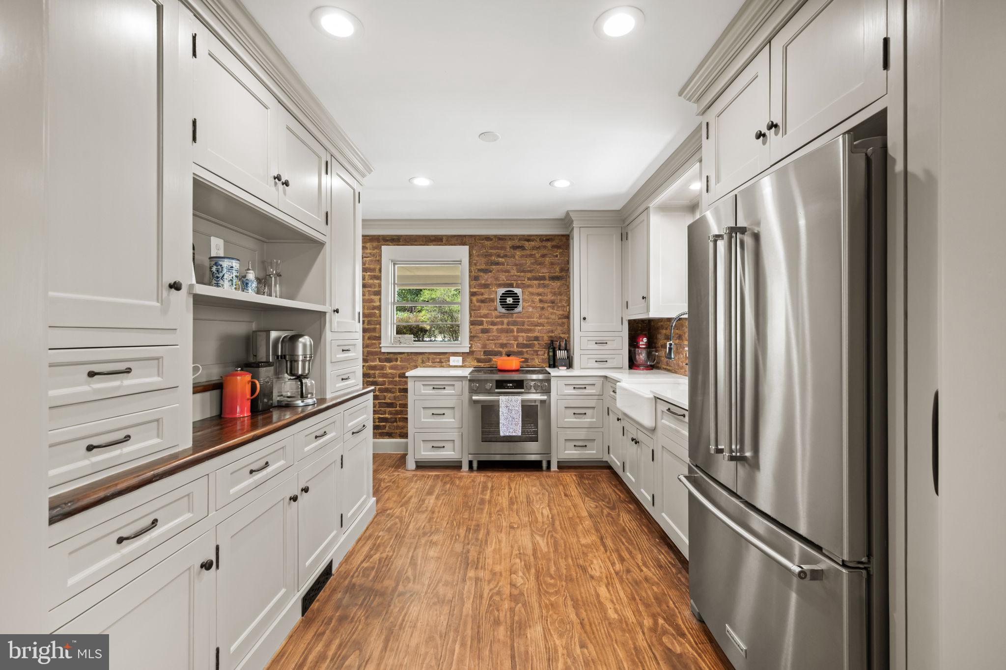 MILL CREEK PARK - Residential