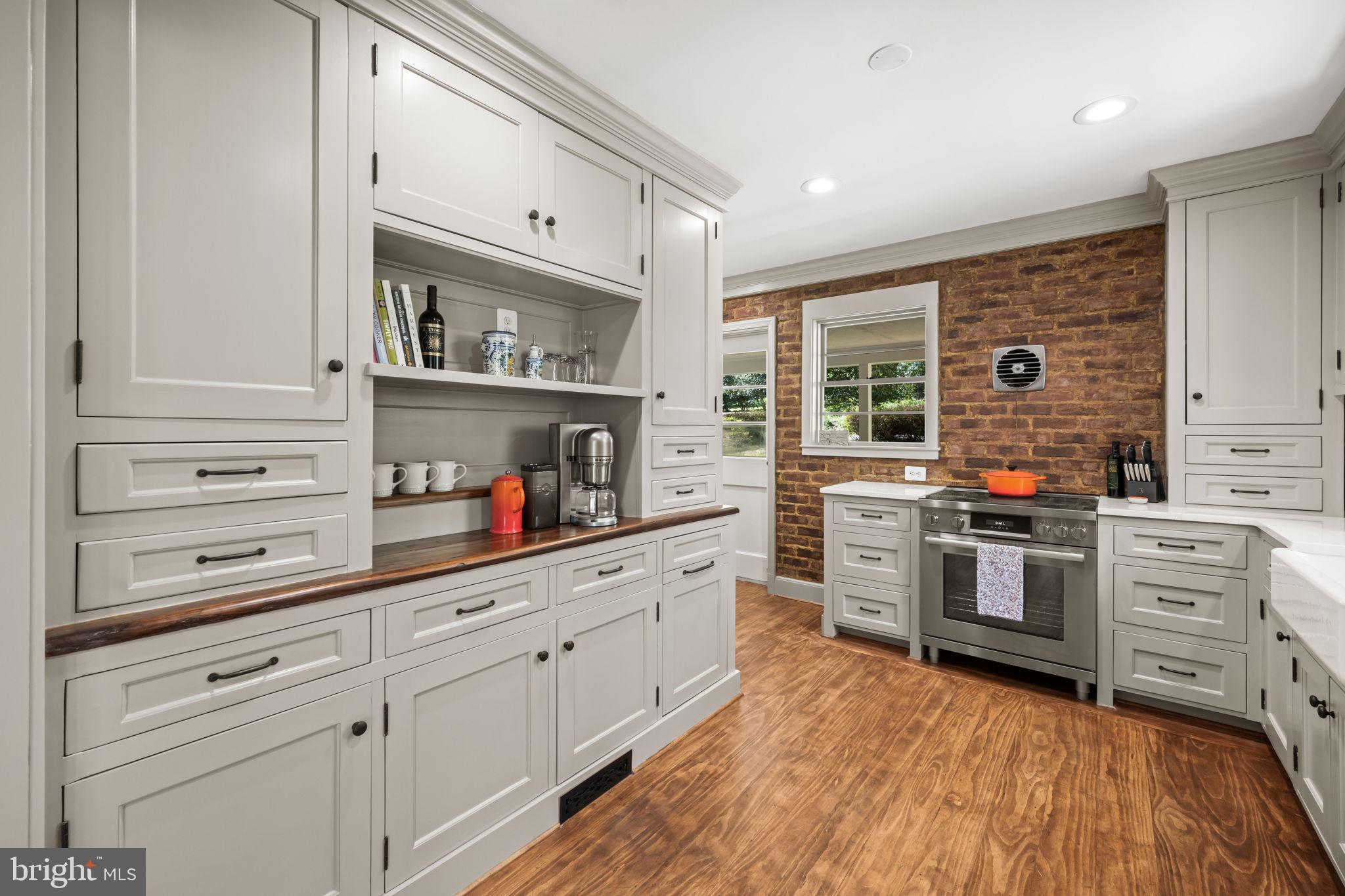 MILL CREEK PARK - Residential