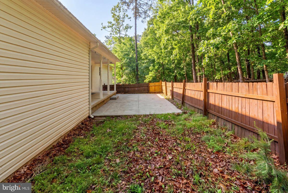 LAKE HOLIDAY ESTATES - Residential