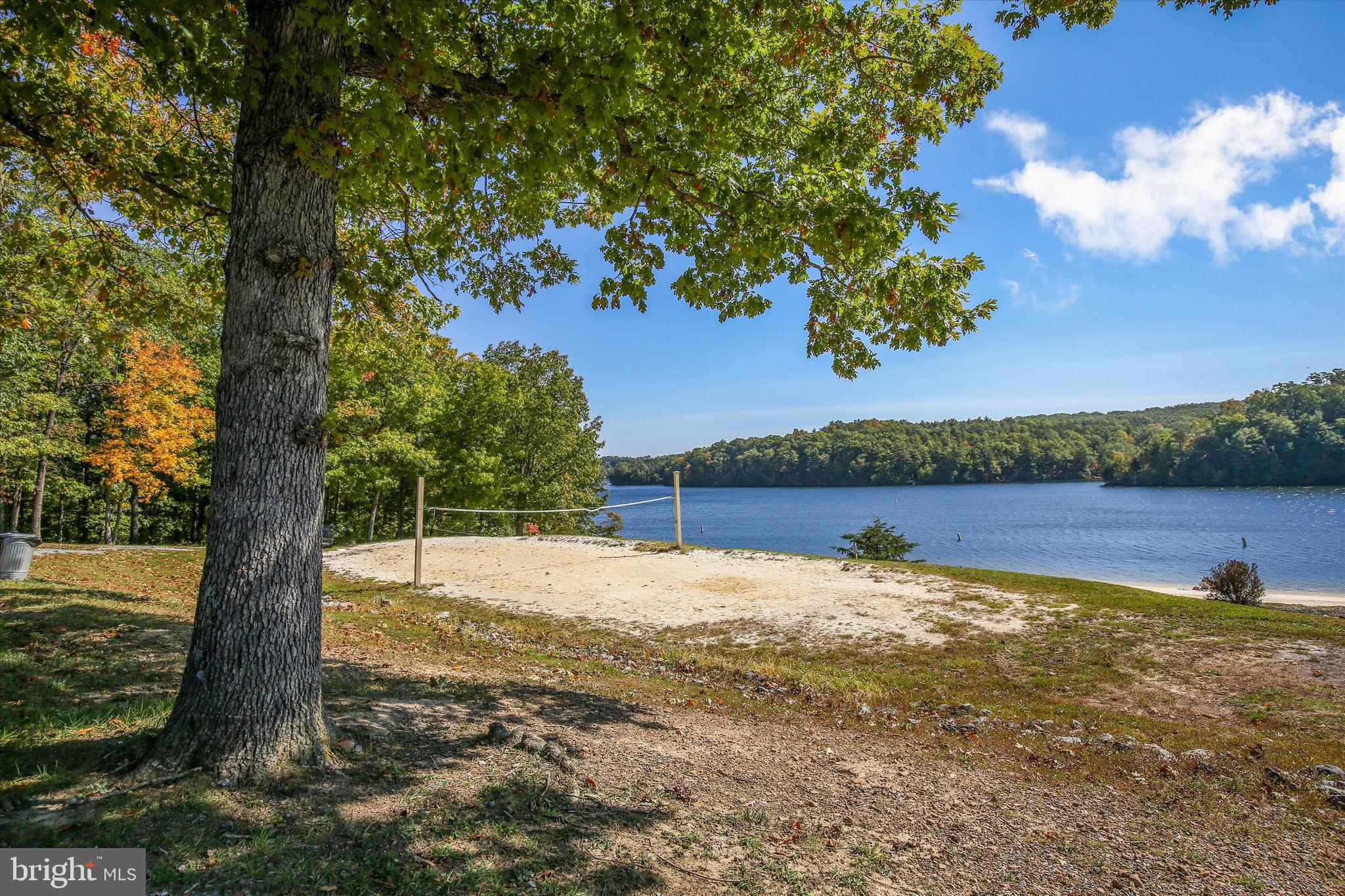 LAKE HOLIDAY ESTATES - Residential