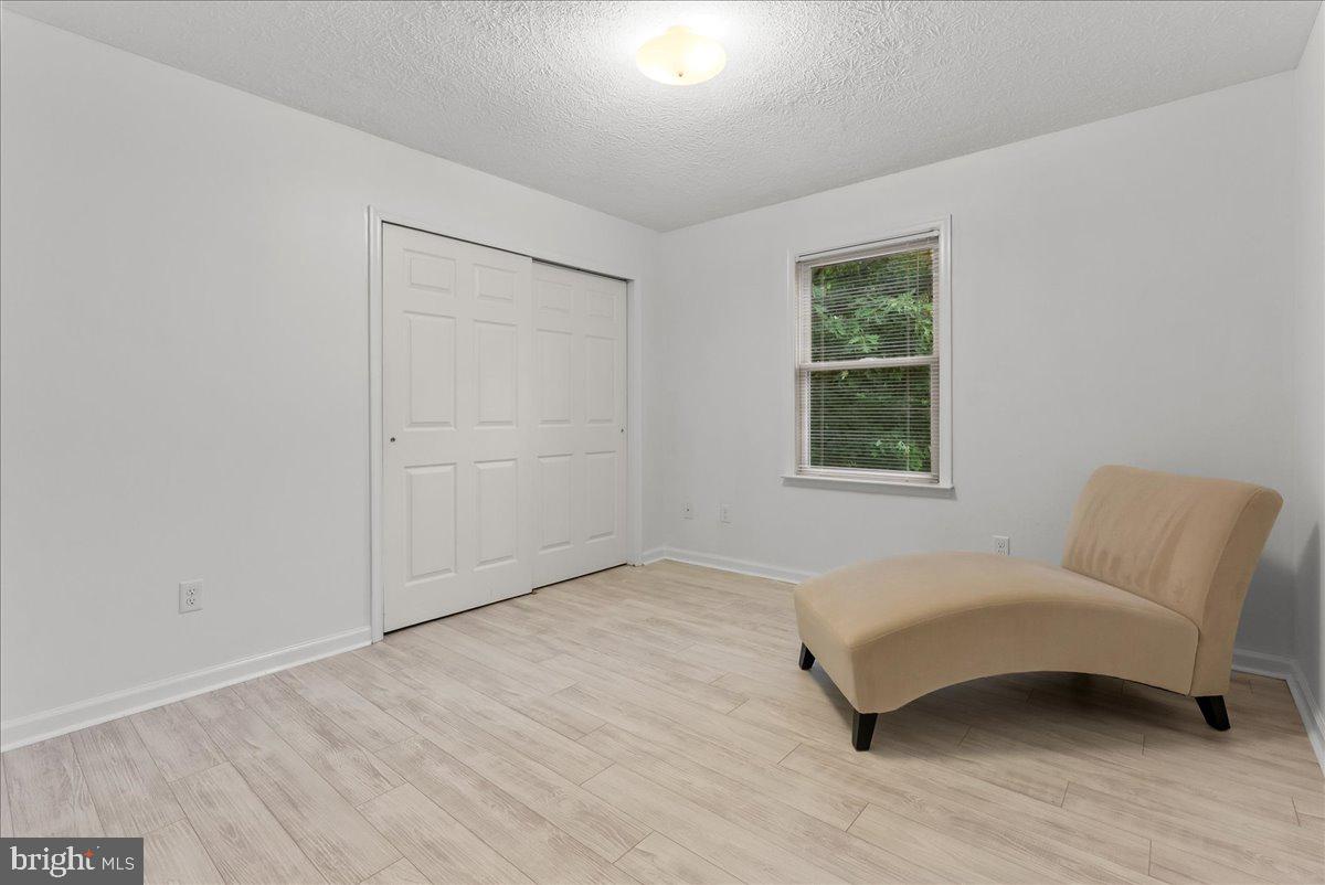 LAKE HOLIDAY ESTATES - Residential