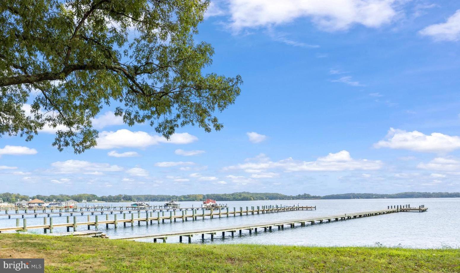 SCHOOLERS POND - Residential