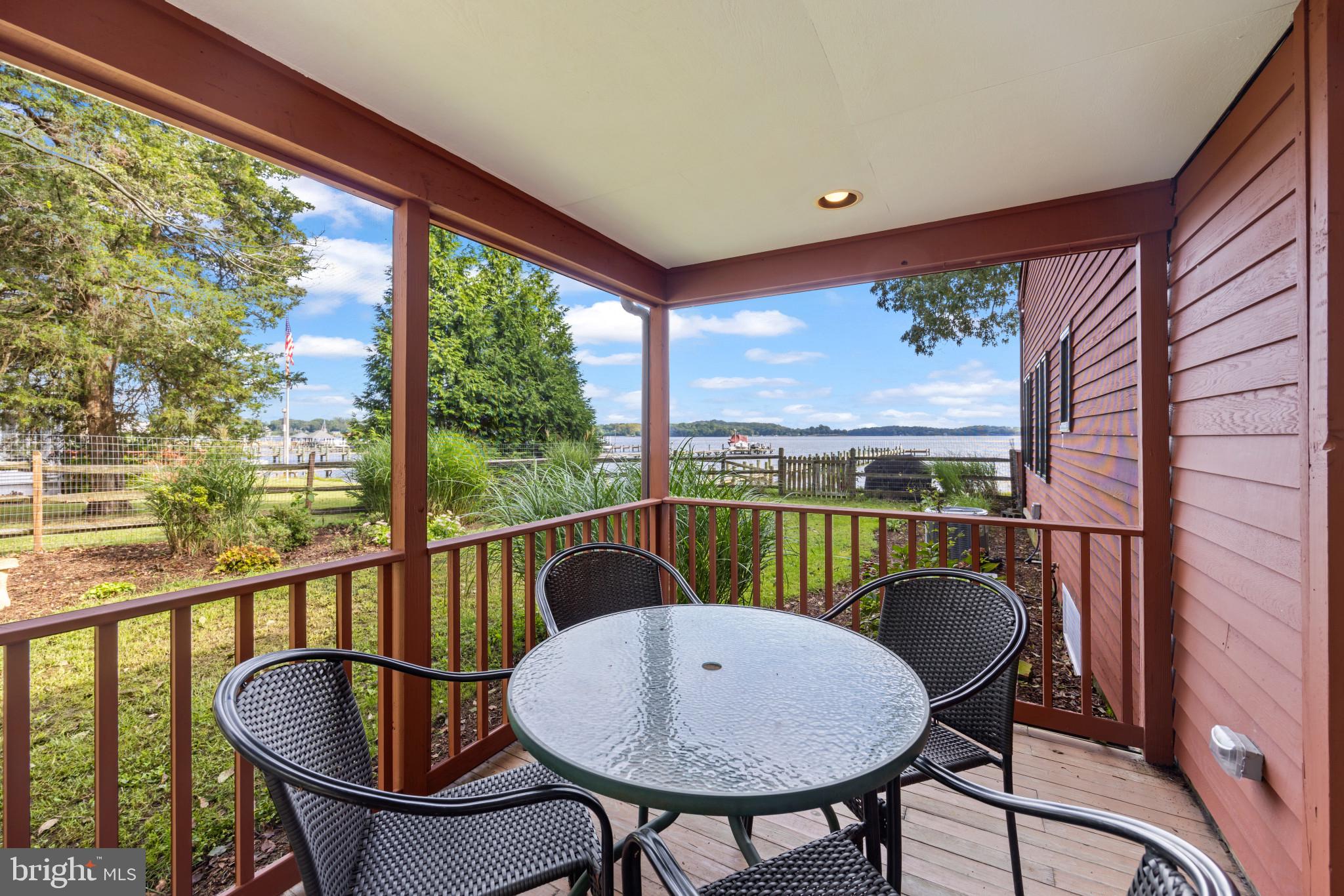 SCHOOLERS POND - Residential