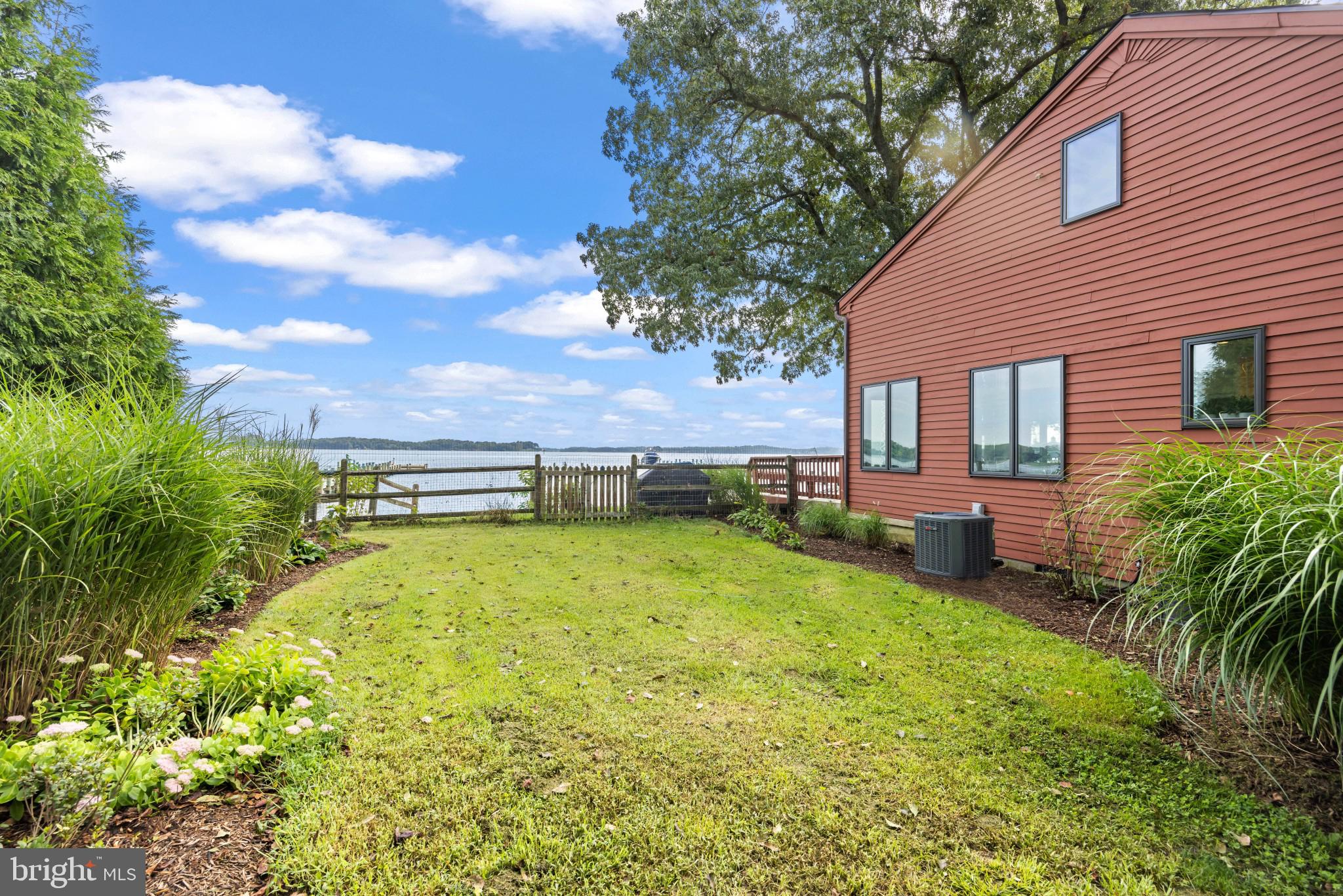 SCHOOLERS POND - Residential