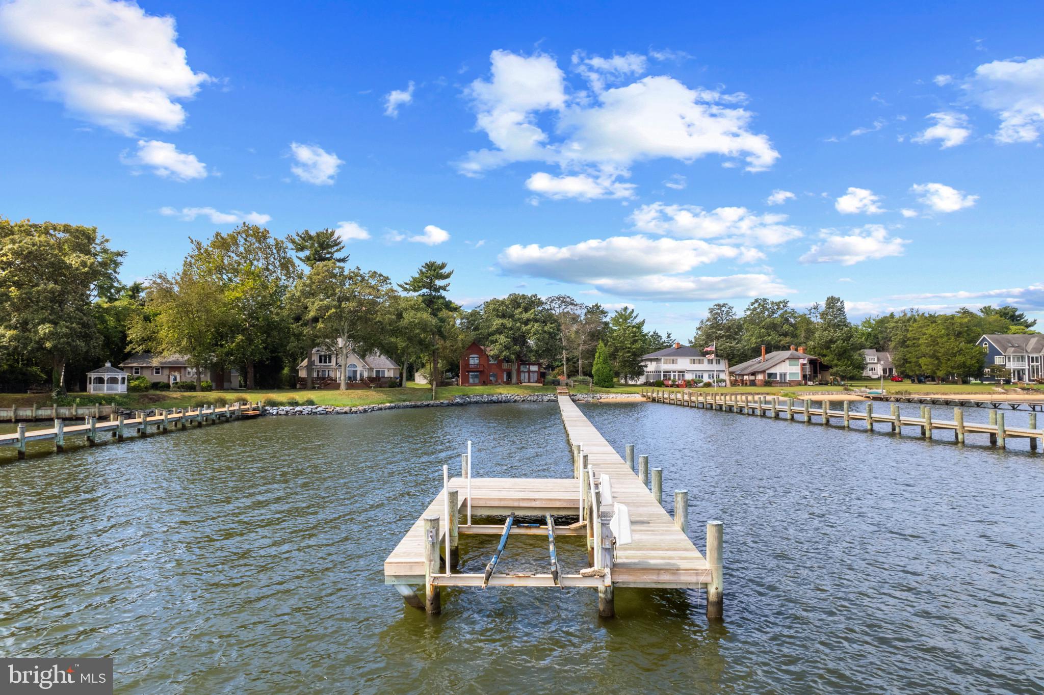 SCHOOLERS POND - Residential