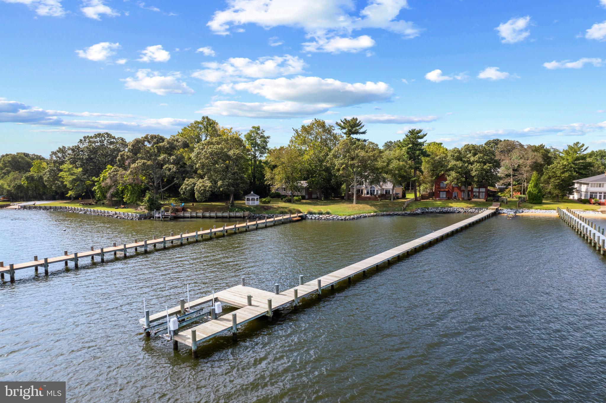 SCHOOLERS POND - Residential