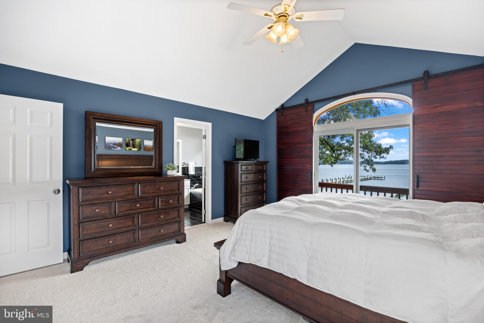 SCHOOLERS POND - Residential