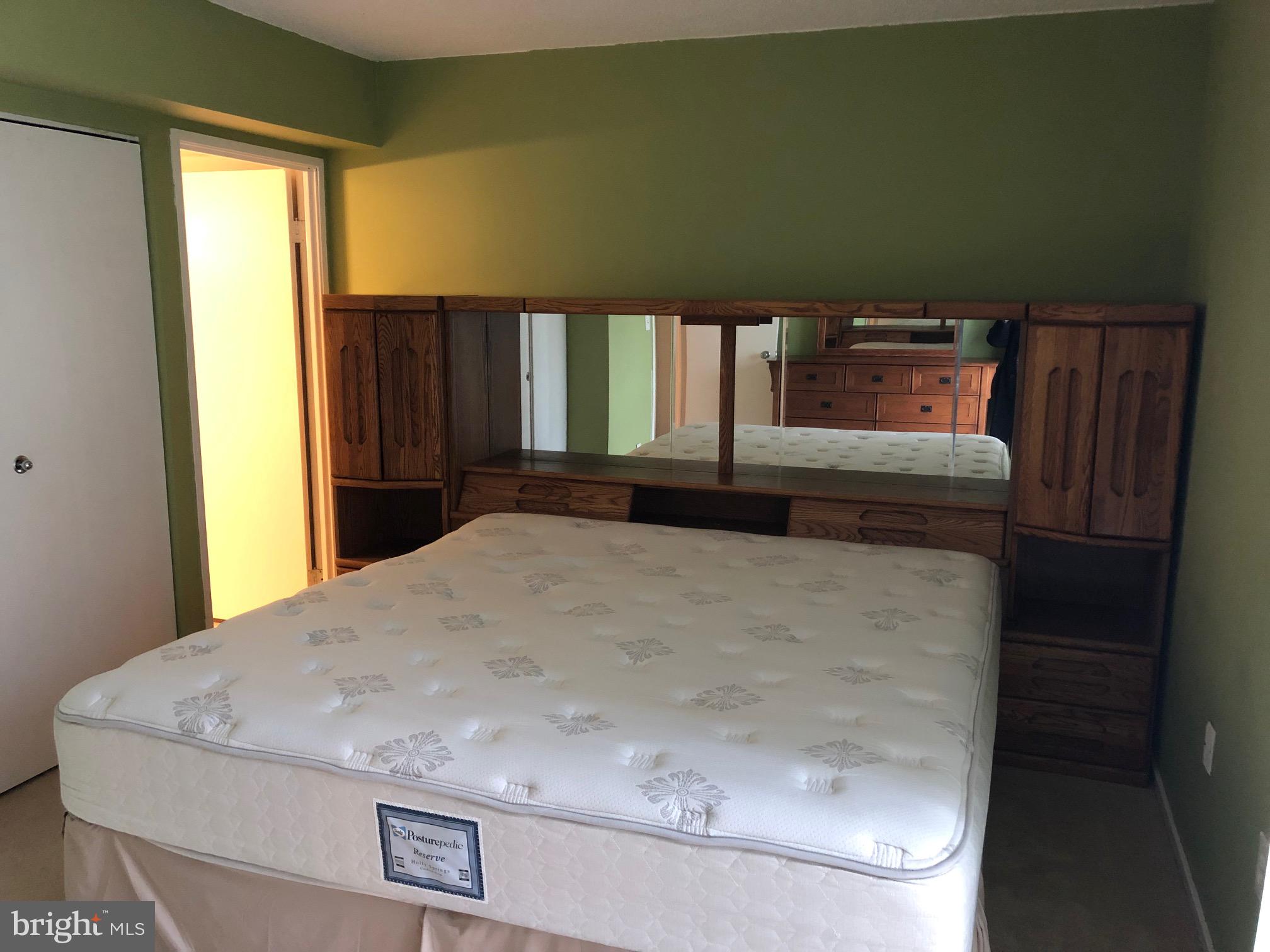 LEISURE WORLD - Residential