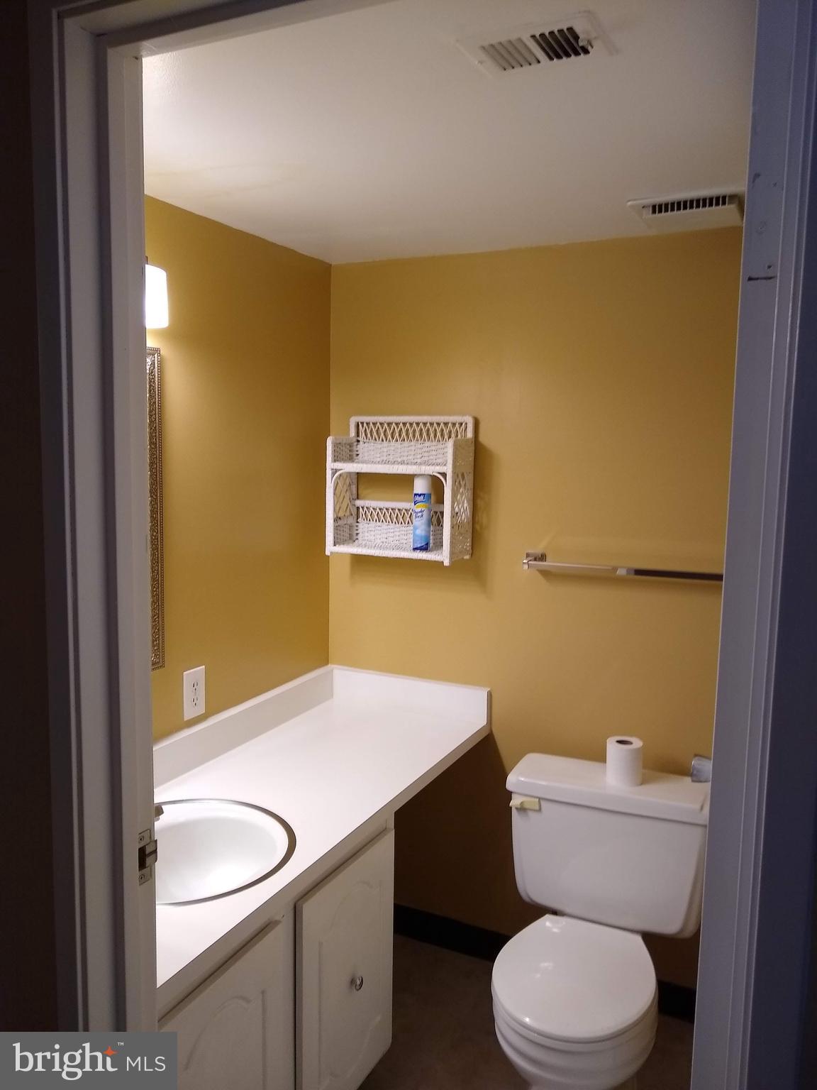 LEISURE WORLD - Residential