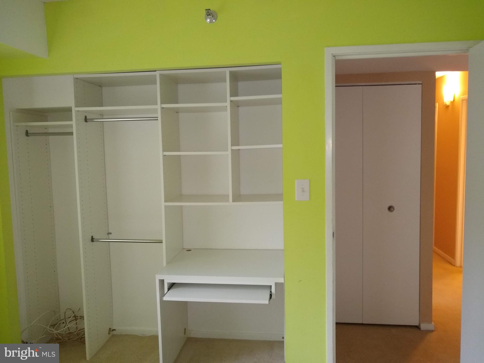 LEISURE WORLD - Residential