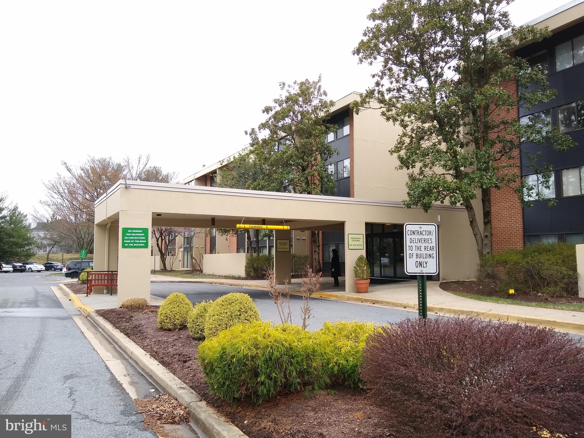 LEISURE WORLD - Residential