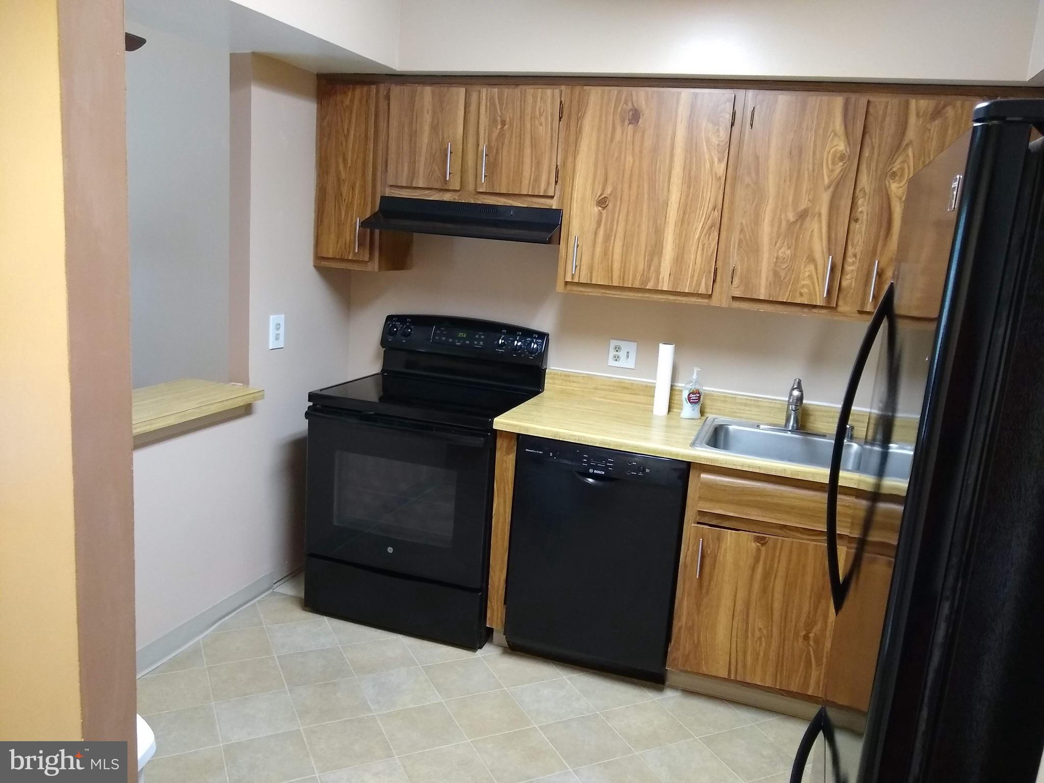 LEISURE WORLD - Residential